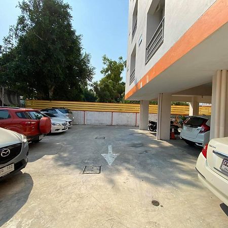 V At Bangsaen Hotel Ngoại thất bức ảnh