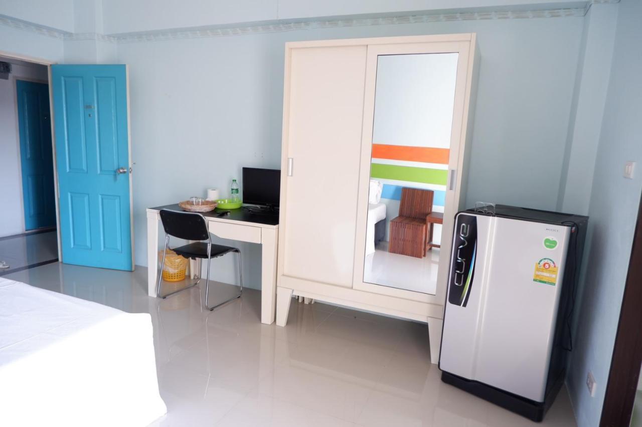 V At Bangsaen Hotel Ngoại thất bức ảnh