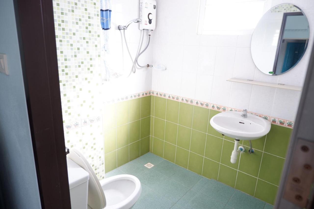 V At Bangsaen Hotel Ngoại thất bức ảnh